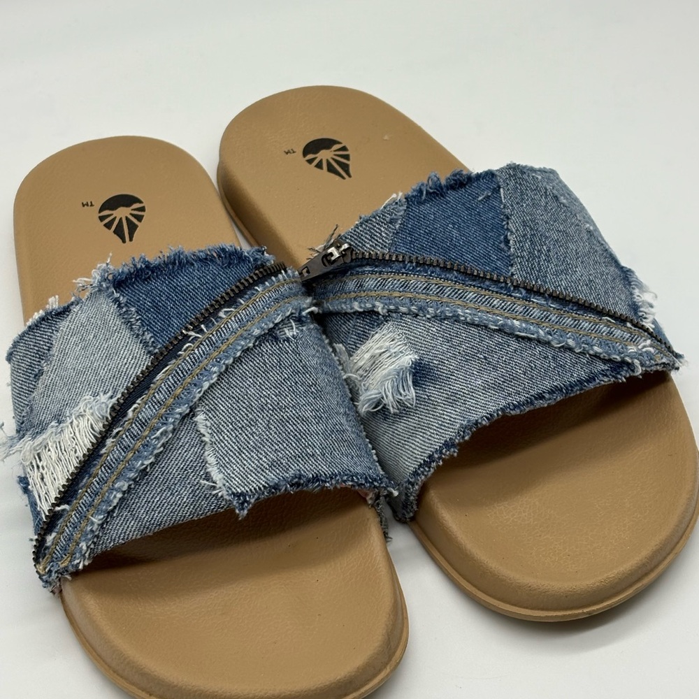 Denim Patchwork FlipFlops - image 3